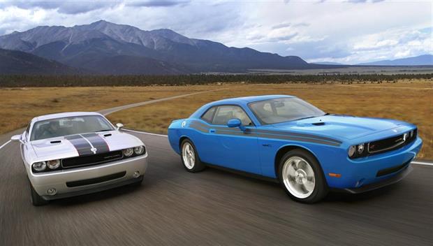 دوج Challenger 2014 بررسی دوج Challenger 2014